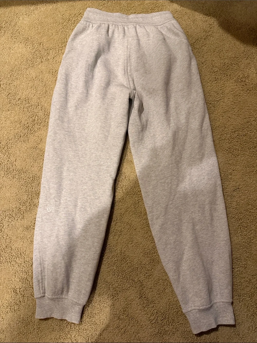 Lululemon Grey Sweatpants - Size 2